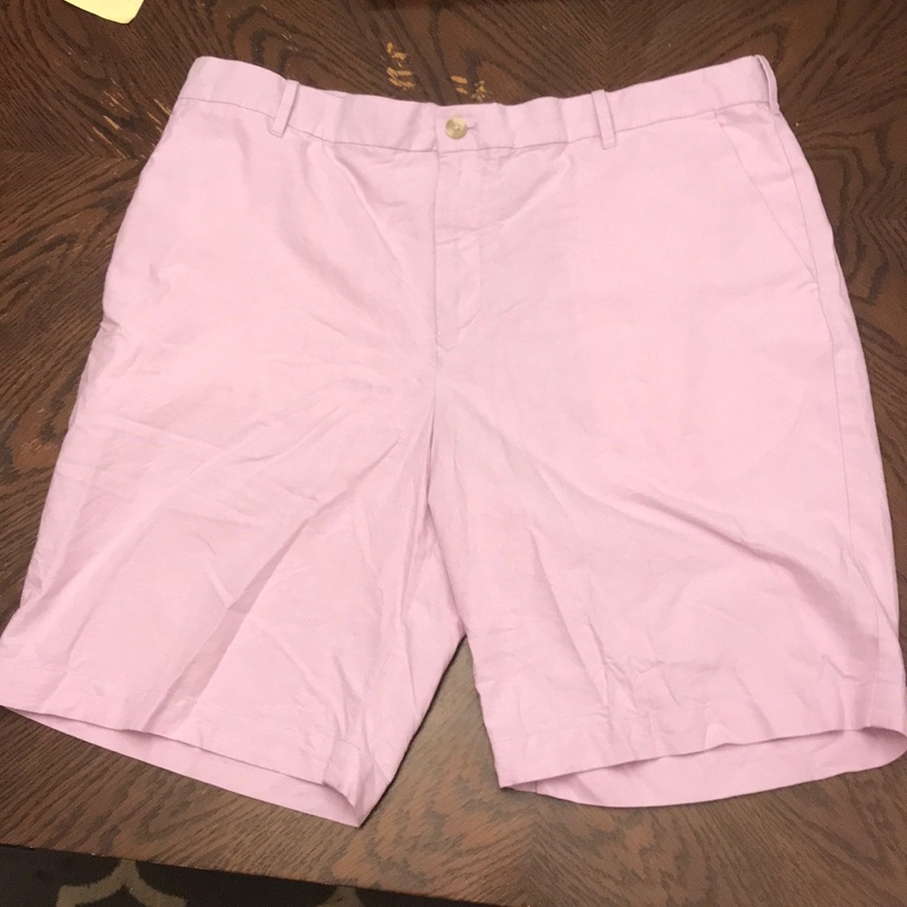Izod lavender Bermuda gold shorts